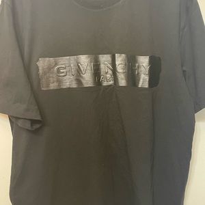 Black Givenchy T shirt